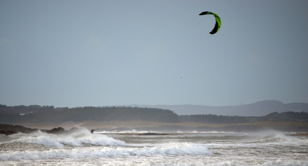 If the water looks like this and big guys are using 7m kites, wait until you have more experience.