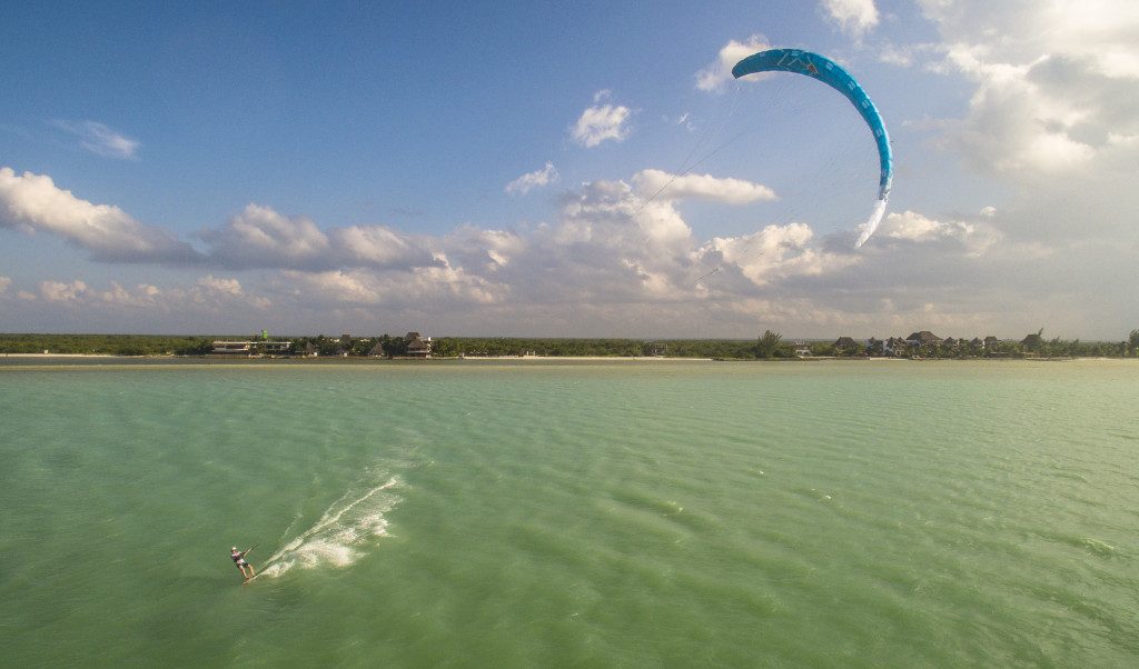 Ozone chrono 2 15m Holbox Kiteboarding