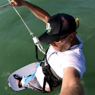 Can't wait to get back on the water. Pre lockdown foil clip. Few linked #foil360 and a #foiltack

Axis carbon tray 94
545 front wing
96cm carbon mast

#axisfoils
#axiskiteboarding
#holboxkiteboarding
#kitefoil
#islaholbox
#fluxpolarisedglasses